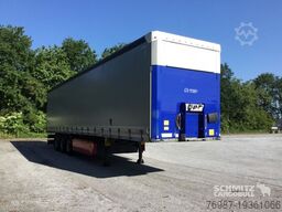 Schmitz Cargobull Curtainsider Standard Faltwandtür rechts