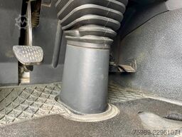 Mercedes-Benz Actros 2541 493099 km original,  3 pedals,