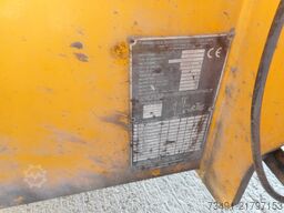 JLG 4013