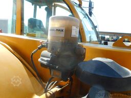 JLG 4013