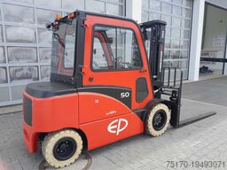 EP Equipment CPD50F8 / 5T / Triplex: 5,00m / ZVG