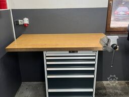 HURCO VMX 24 i