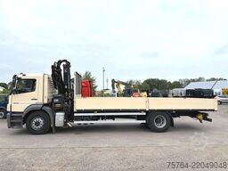 MERCEDES-BENZ 1833 Axor / HIAB 122-3 / 7m Pritsche / 1. Hand