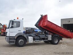 Mercedes-Benz Axor 1829