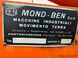  Benati  Baggerlader