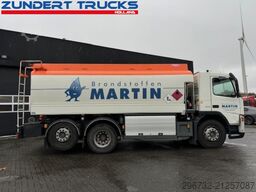 Volvo FM9 300 6X2 TANKWAGEN 4 COMP 18000 LITER