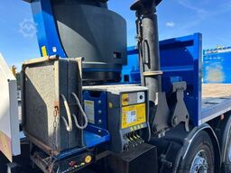 VOLVO FMX460-8X4-PALFINGER KRAN PK53002SHD-5XHYDR-TOP