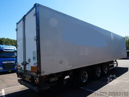 H.T.F. 3 Axle frigo trailer Carrier Vector 1850
