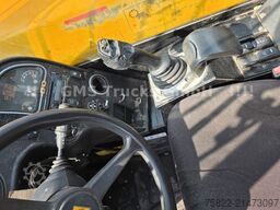 JCB 550-80 WM / 4X4 / 5ton / 8m / German