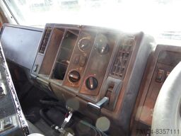 Mercedes-Benz 1820 K