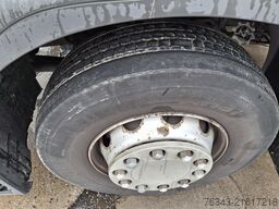 RENAULT D 19 WIDE 380 - E6