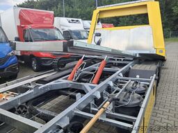 IVECO 70C18HA8 Daily D/P Doppelkabine Schiebeplateau-
