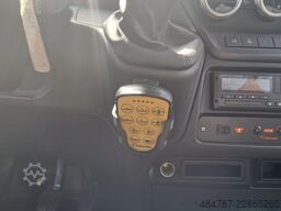 IVECO 70C18HA8 Daily D/P Doppelkabine Schiebeplateau-