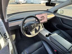 TESLA Model Y Long Range Dual AWD Pano 360° LED