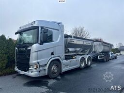Scania R660 6x4 Asphalt Truck with Carnehl Asphalt Traile