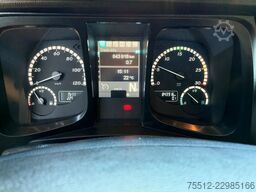 Mercedes-Benz Antos 1930 / Euro 6 / Tail Lift / TUV: 11-2027 ...