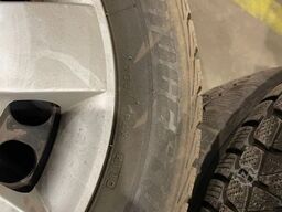 Bridgestone *Mercedes deksels met banden*205/55R16