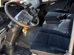 Mercedes-Benz Atego 1021