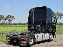 VOLVO FH 460 4x2 2x Tank