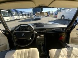 MERCEDES-BENZ 200 D Strich 8 / W 115 / Oldtimer