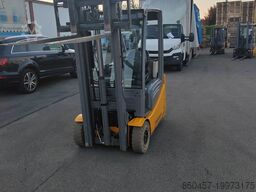 Jungheinrich EFG216k