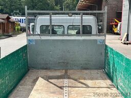 MERCEDES-BENZ Axor 2536 6x2 BL Baustoffp. ATLAS 210LK Zange