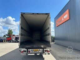 Schmitz Cargobull SKO 24 SKO24 / SAF DISC / 2x LIFTAXLE / GALVANI...