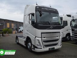 VOLVO FH 460 Globetrotter XL i-Save SideSkirts