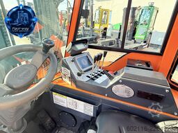Combilift CBE2500 TRIPLEX 4900 POSITIONER CABIN