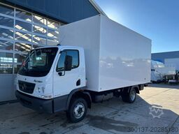 Mercedes-Benz Accelo 915 4x2 Closed Cargo Truck