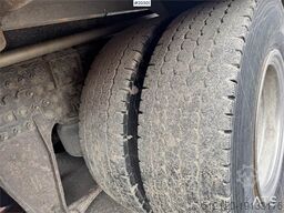 Volvo FH480 Hook truck.