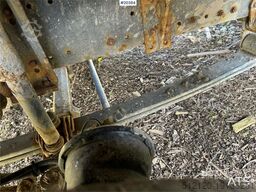 MAN LE 8.180 Flatbed truck