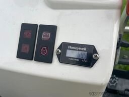 Bobcat E08 minigraafmachine 69 uur!