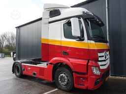 Mercedes-Benz Actros 1942 tractor unit