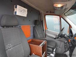 Mercedes-Benz 309 SPRINTER CLOSED BOX