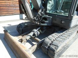 Volvo EC 55C mit POWERTILT