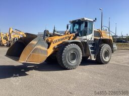 Utovarivač na točkovima LIEBHERR L566 Xpower