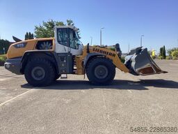 LIEBHERR L576 Xpower