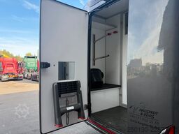 MERCEDES-BENZ SODIAK HORSE 2 Pferde Luxus Sprinter