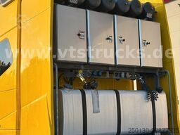 VOLVO FH 750 8x4 BL  Tridem Retarder/LED/VLA