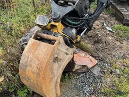 Volvo ECR58D Tracked Excavator with Tilt and Bucket
