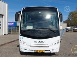 ISUZU Turquoise EURO 6, 30 Sitzplätze, 6 Stände