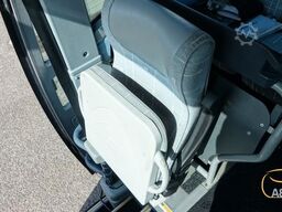 ISUZU Turquoise EURO 6, 30 Sitzplätze, 6 Stände