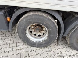 SCANIA P380   EURO 5 DAZU SCHEUWIMMER FT1119 ZENTRALACHSANHäNGER