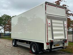 Pacton PACTON GESLOTEN AANHANGER MET LAADKLEP