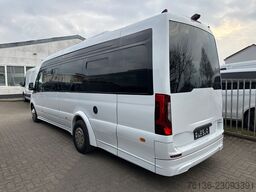 MERCEDES-BENZ eSprinter 400 KM Reichweite 15+20 Linie
