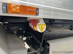 Mercedes-Benz Atego 1725 4x4 Refrigerator Truck