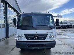 Mercedes-Benz Accelo 815 Accelo 815 4x2 Garbage Compactor
