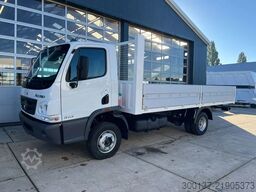 Mercedes-Benz Accelo 915 4x2 Flatbed with Dropsides