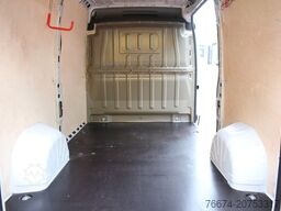 FIAT Ducato 35 L2H2 180 Automatik Kamera Navi